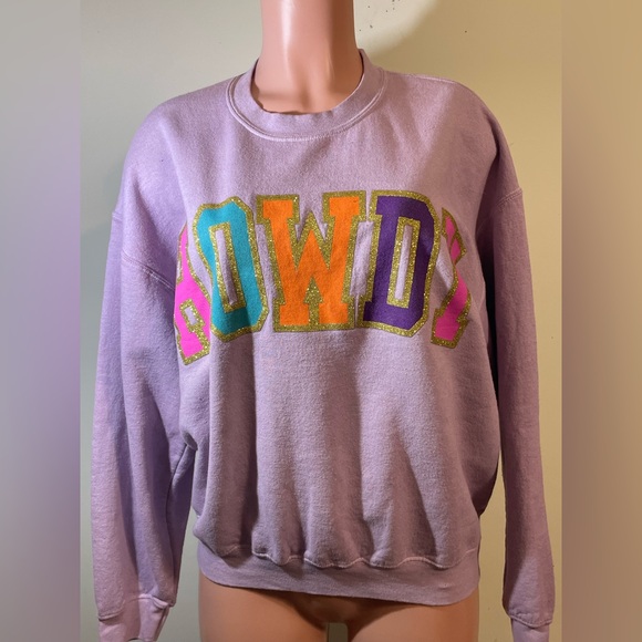 Altar'd State Tops - ALTAR’D STATE Women’s Howdy Oversized Graphic Sweatshirt Dusty Purple S/M‎